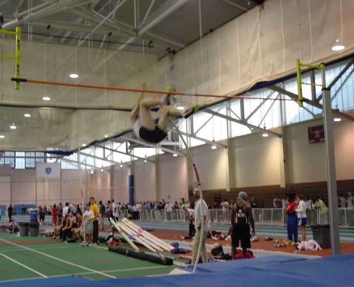 pole vault 2