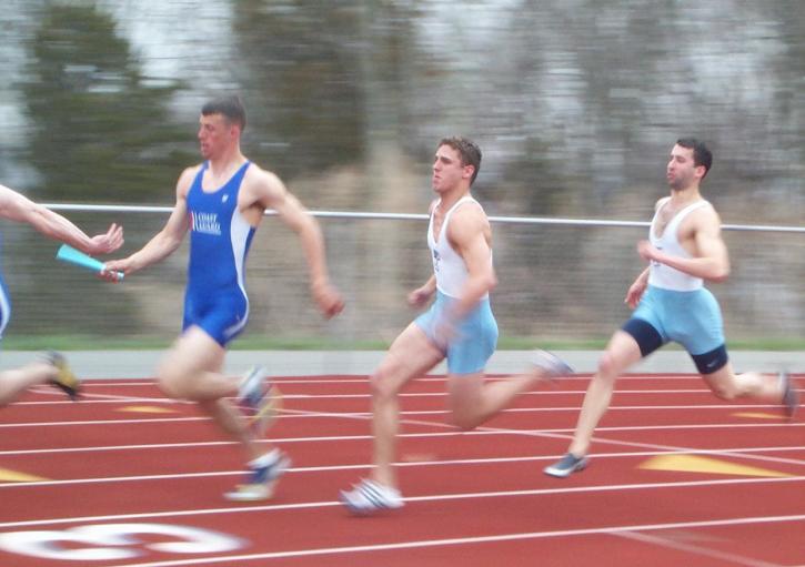 4x100