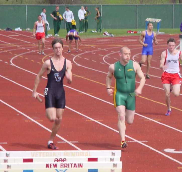 thompson anchoring the 4x100