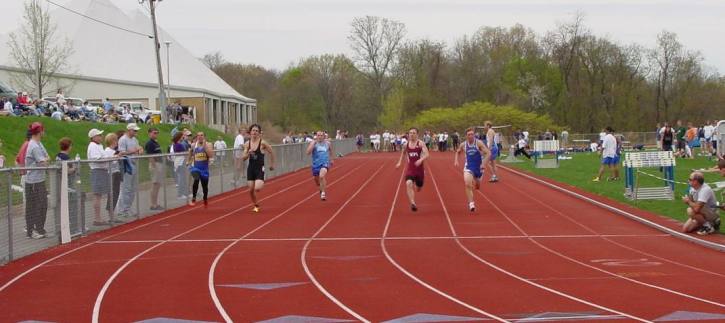 blaser finishing the 100m