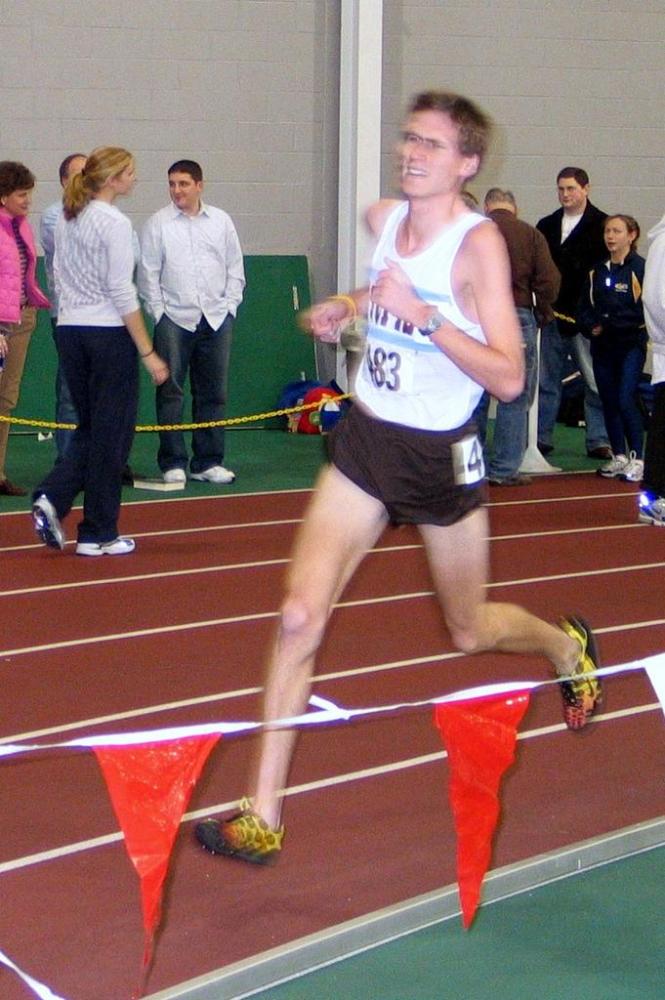 Nate Brigham runs well in the 3000 meters