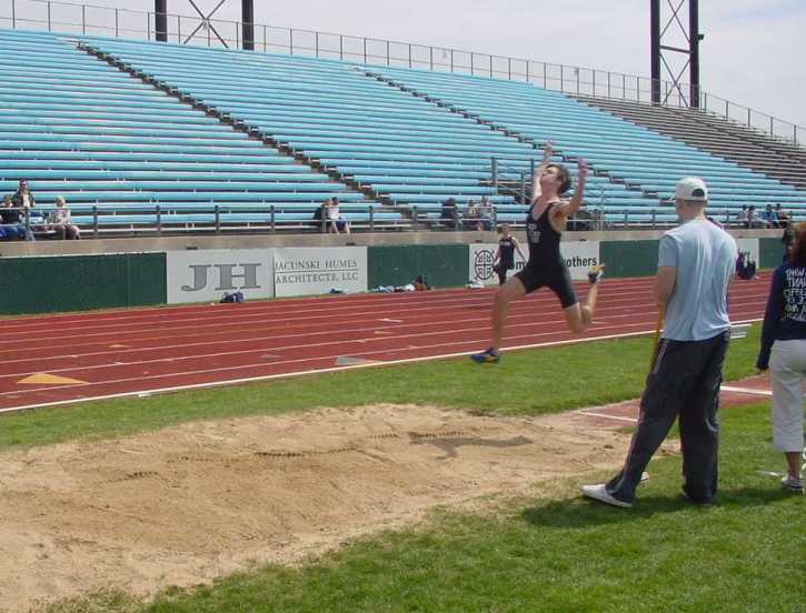 thompson long jumping