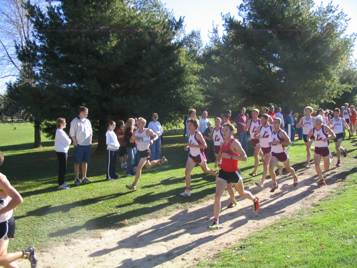 Kyle Doran in a pack of La'Crosse Runners