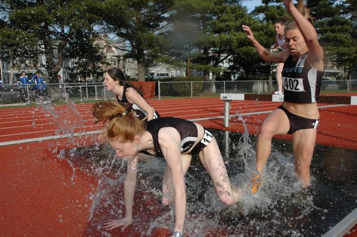 Freshmen Catherine Beck, Laura Walls and Katy O'Brien make their steeplechase debut.