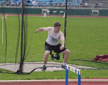 mcpherson in his discus stance