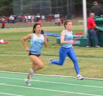 girls 4x400